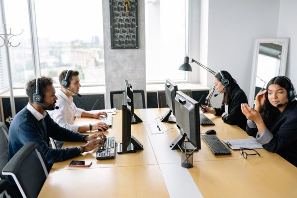 Customer Marketing คืออะไร — Advocacy + Retention ปี 2026