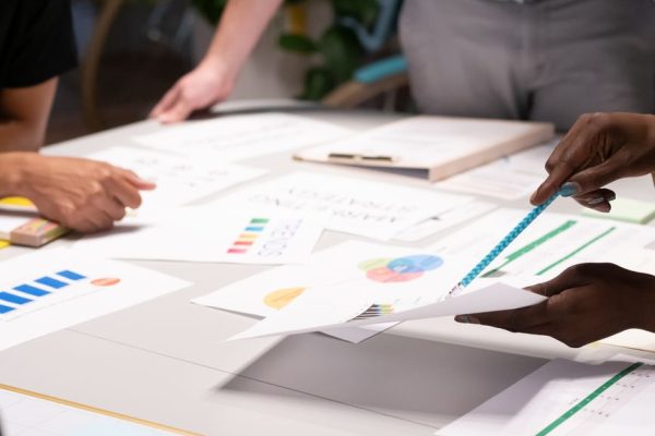 Marketing Mix B2B — กลยุทธ์งบ 100k+/เดือนสำหรับธุรกิจไทย 2026
