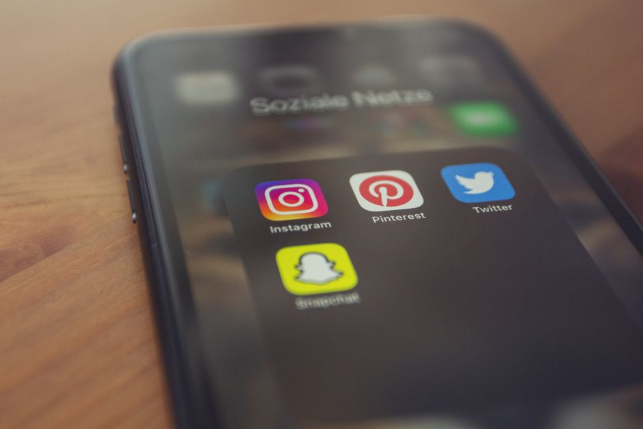 Instagram Ads ไทย — คู่มือยิงแอด B2B ให้ได้ lead ปี 2026